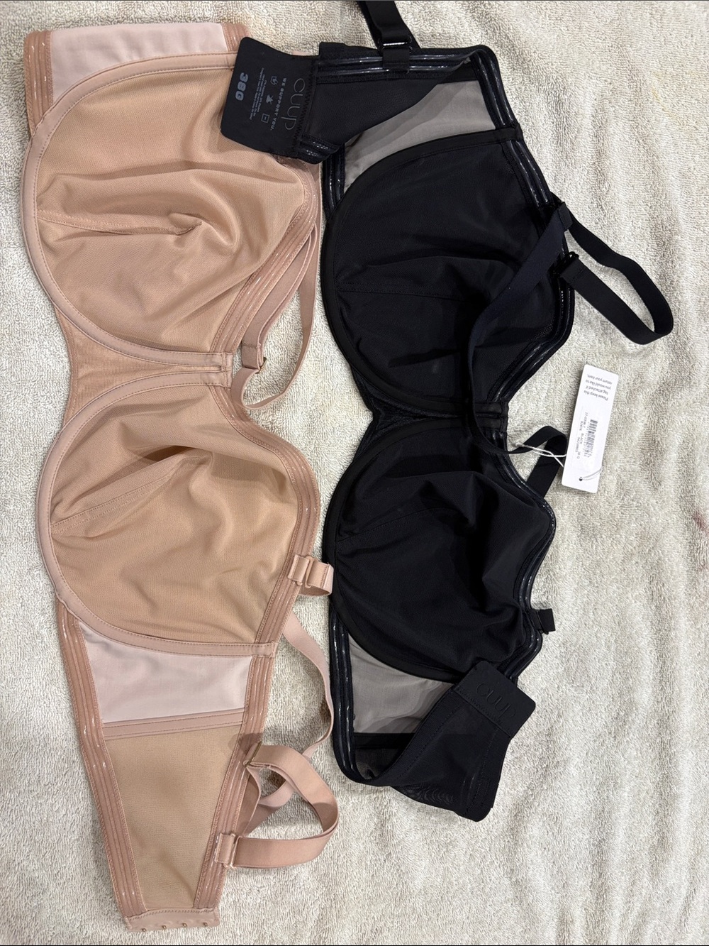 2 CUUP strapless convertible Underwire Bra Pair in Black and Nude Blush